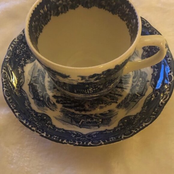 RARE Blue & White W. H. Grindley English Country Inns Teacup & Saucer: Used: #2 - Picture 2 of 9